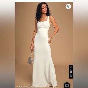 Lulus white gown